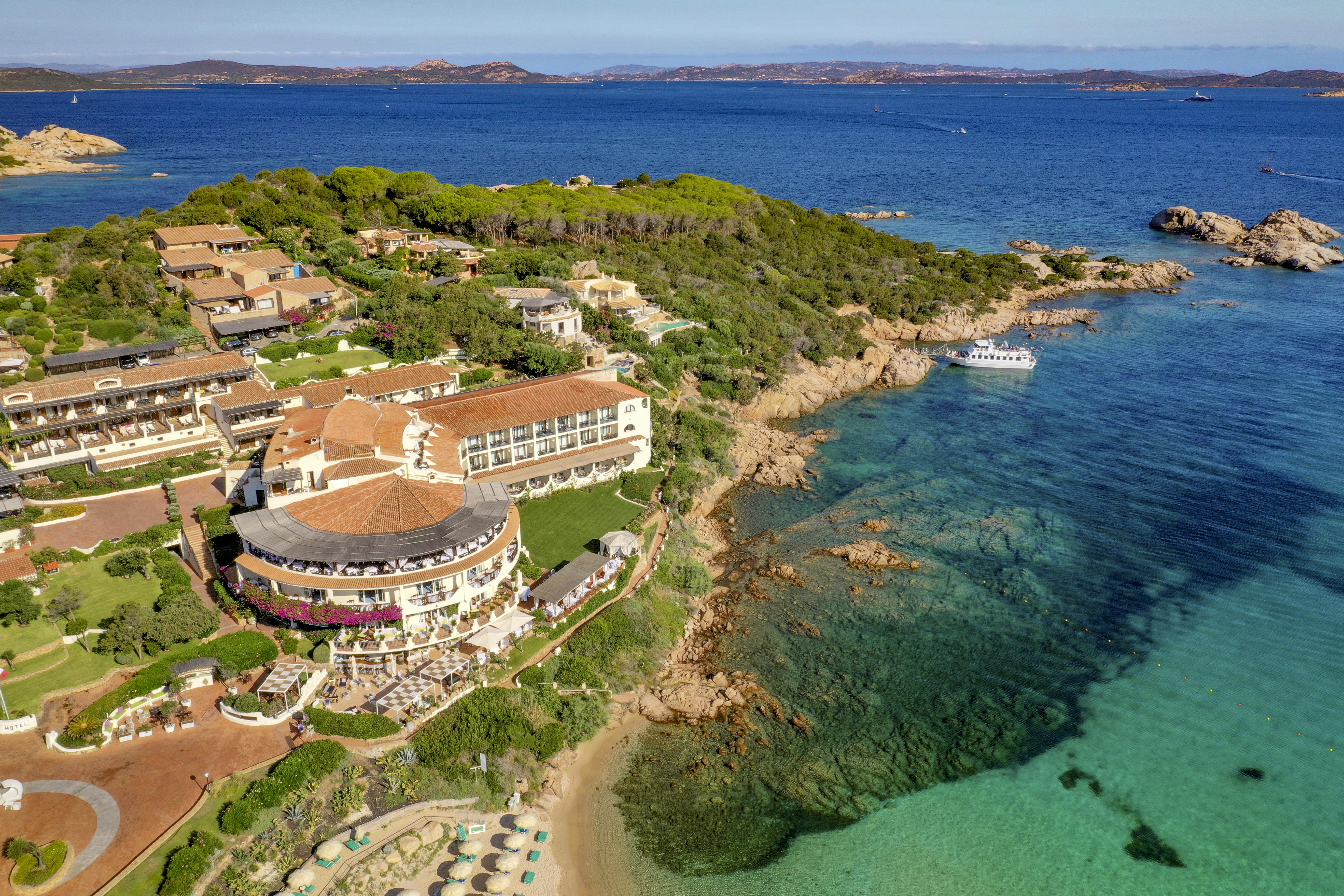 Club Hotel Baja Sardinia Εξωτερικό φωτογραφία