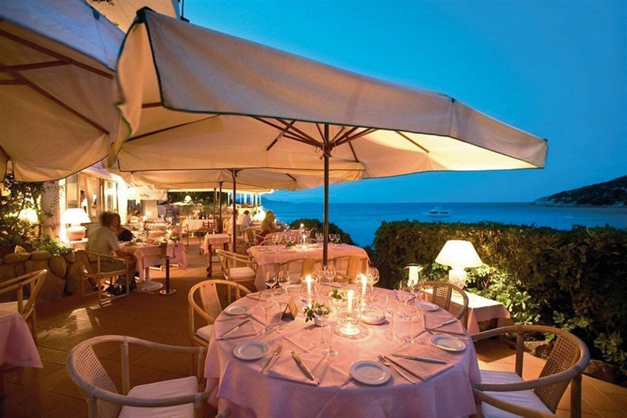 Club Hotel Baja Sardinia Εξωτερικό φωτογραφία