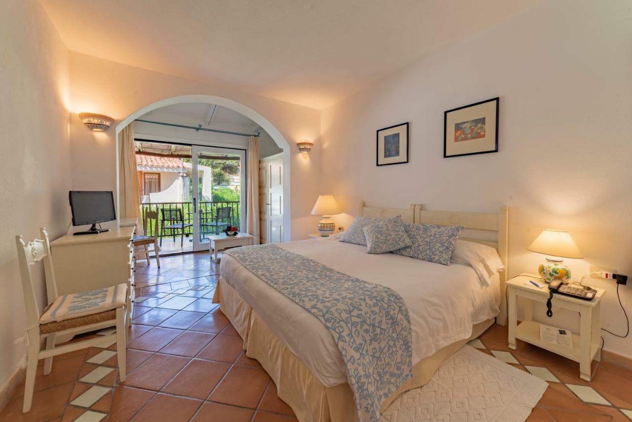 Club Hotel Baja Sardinia Εξωτερικό φωτογραφία